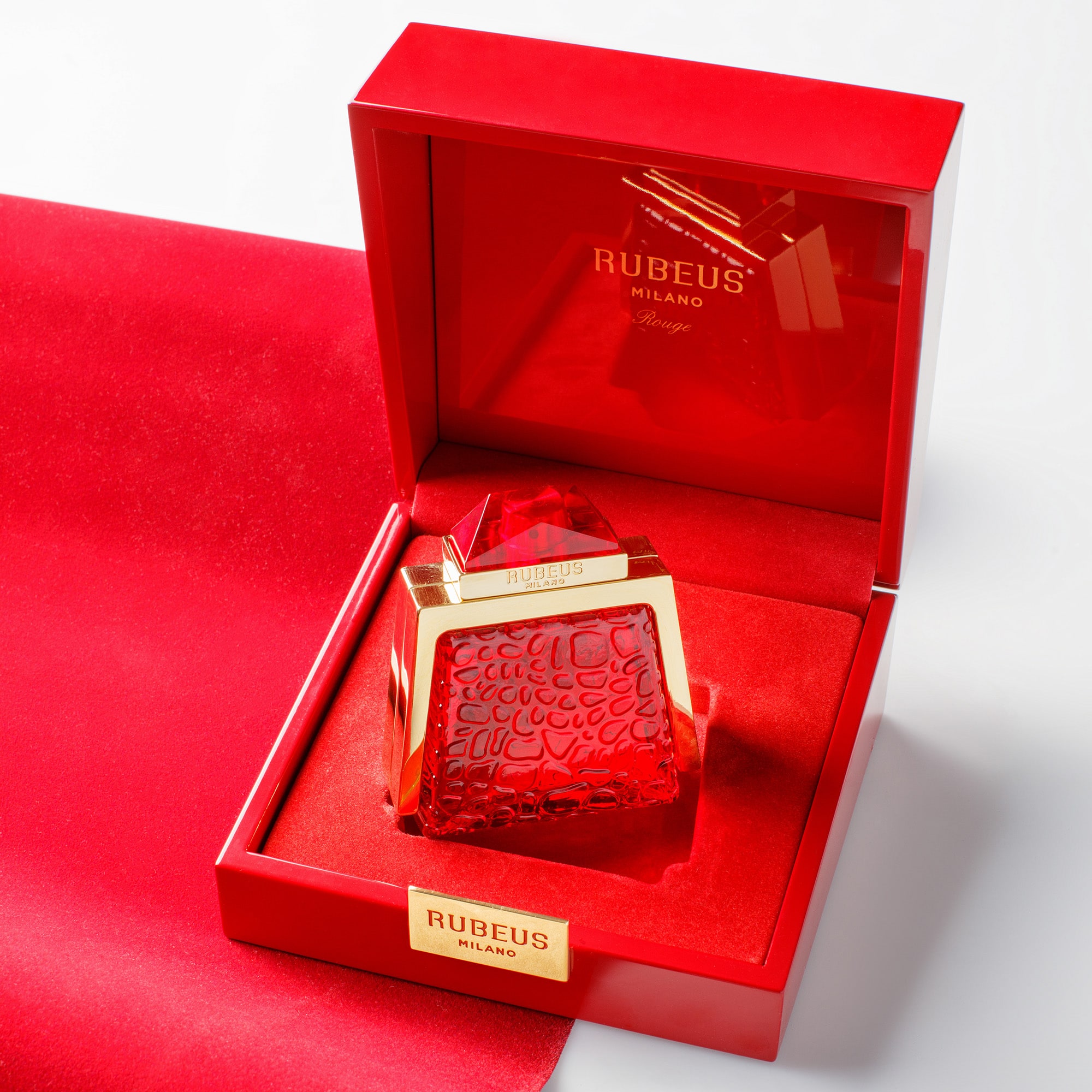 rubeus-milano-rouge-7