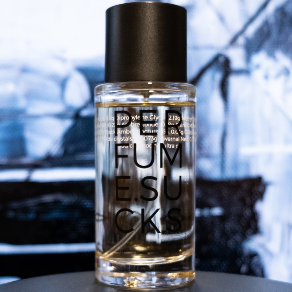 Парфюмированная вода Perfume.Sucks Black