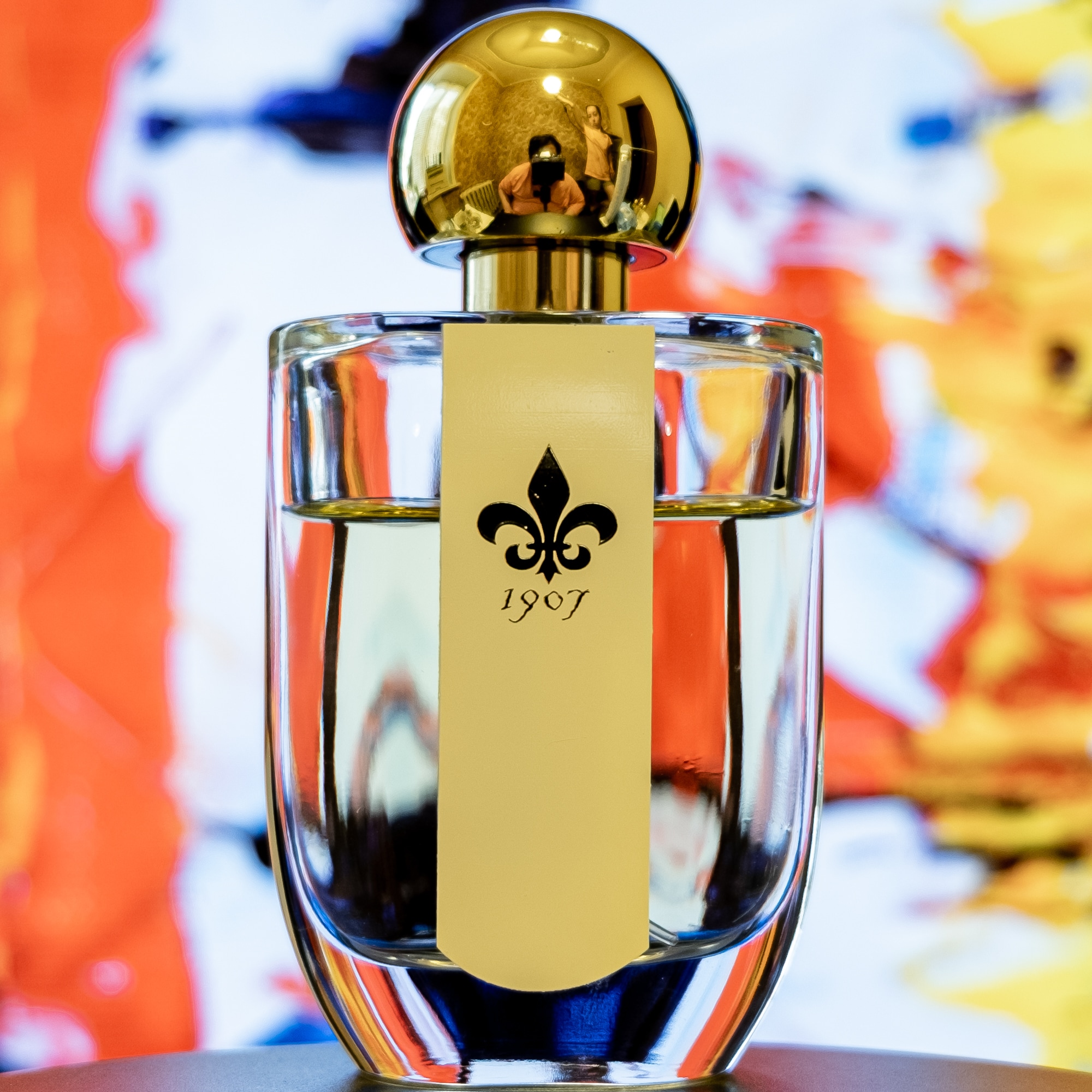 1907 Beneath The Surface Dame D’Or