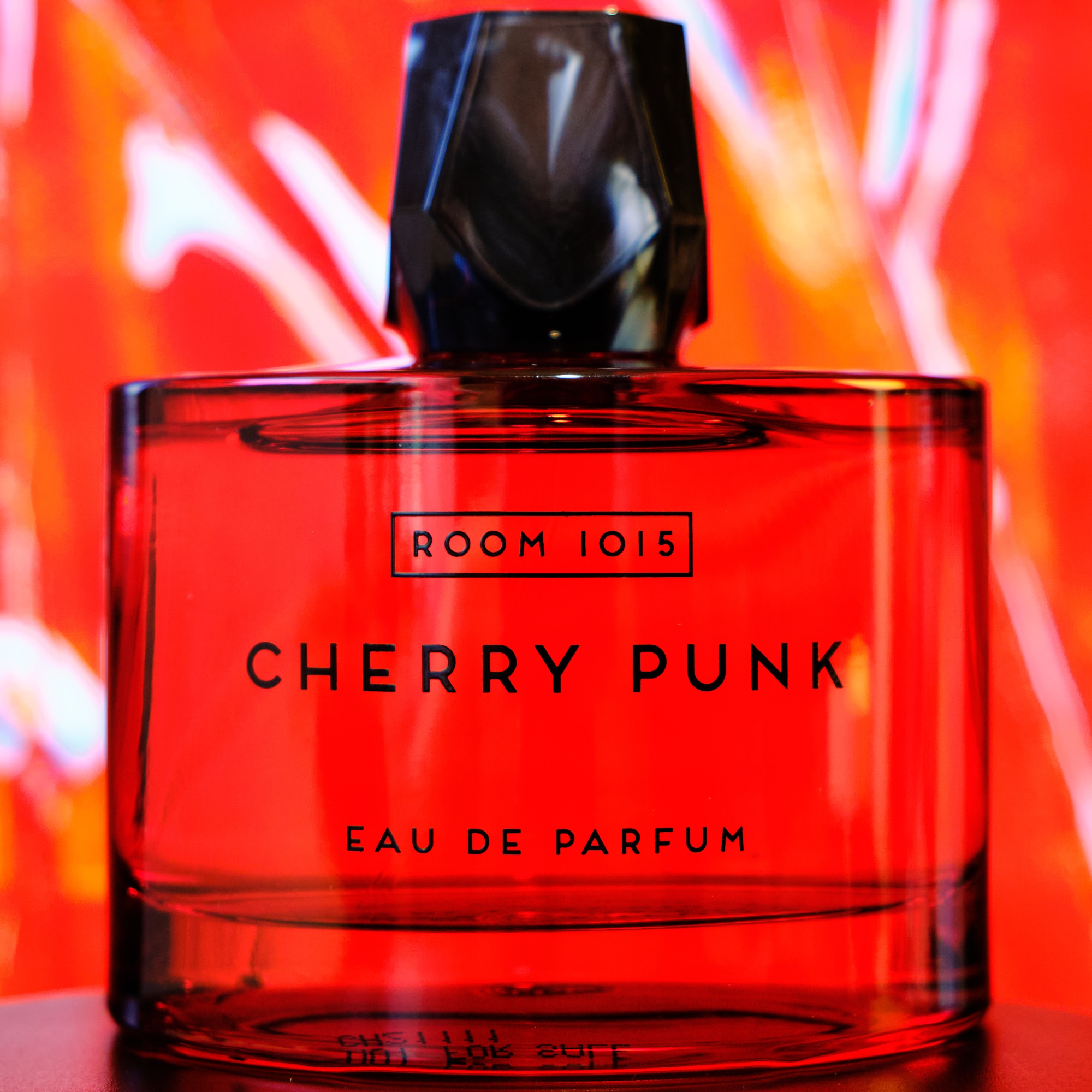 Парфюмированная вода Room 1015 Cherry Punk - Perfume Art Online Boutique